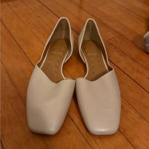 Franco Sarto Beige Tan Ballet Flats size 7.5 comfortable